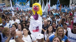 374085_Argentina-teachers