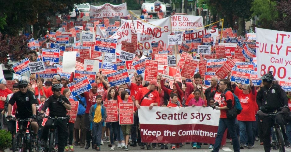 seattle_teacher_strike_wide_crowd